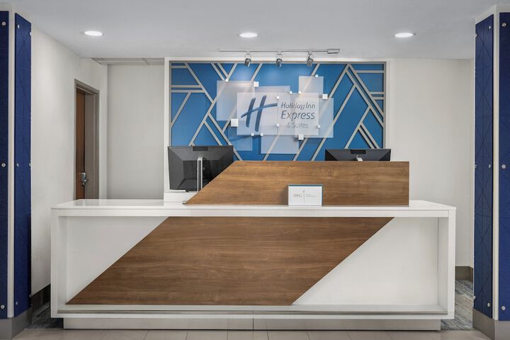 Holiday Inn Express & Suites Superior by IHG