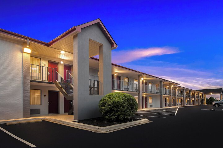 Hotel 6 of 45