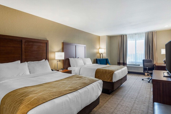 Room 21 of 35
