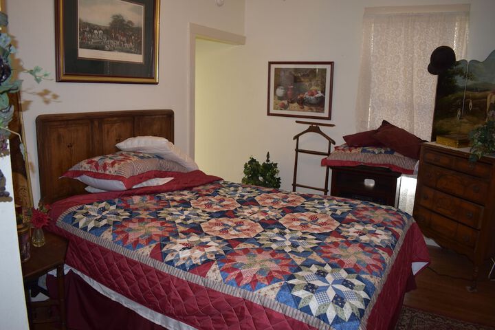 Room 13 of 21