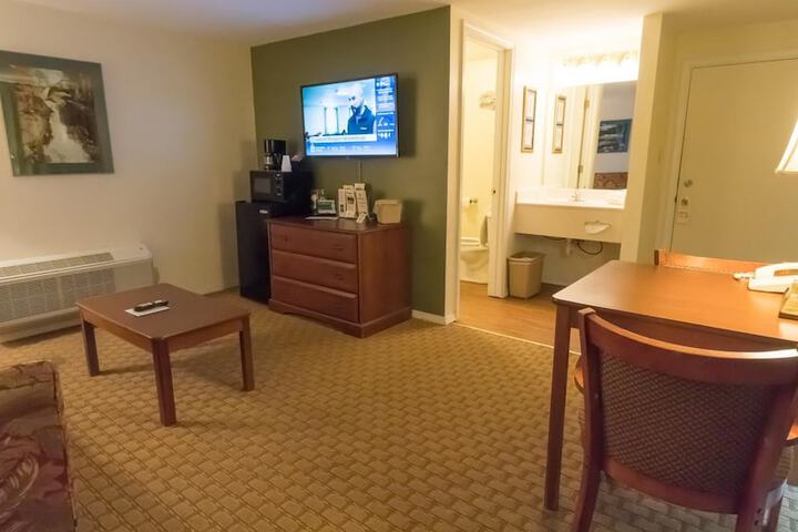 Room 26 of 34