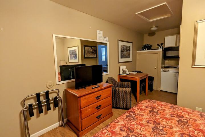 Room 41 of 43