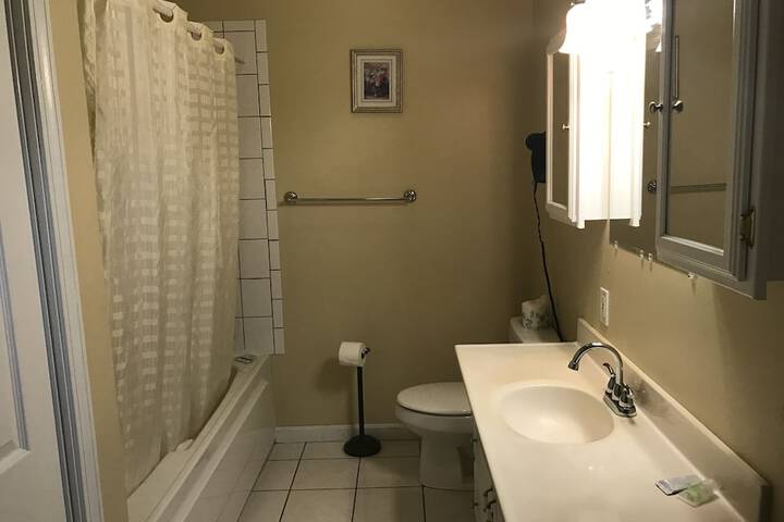 Room 9 of 71