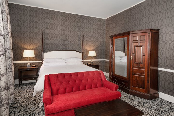 Room 78 of 144