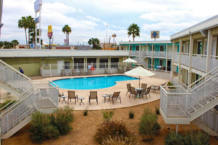 Pool 5 of 26