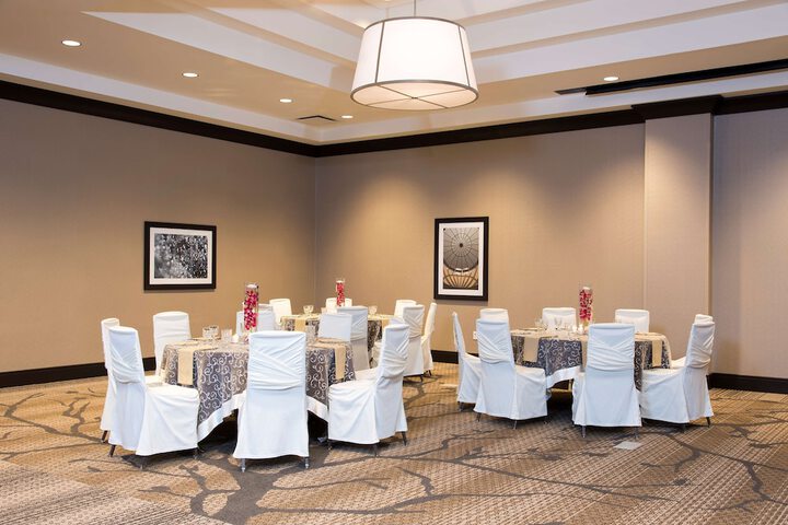 DoubleTree by Hilton Schenectady Downtown