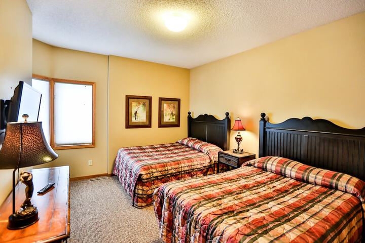 Room 50 of 188