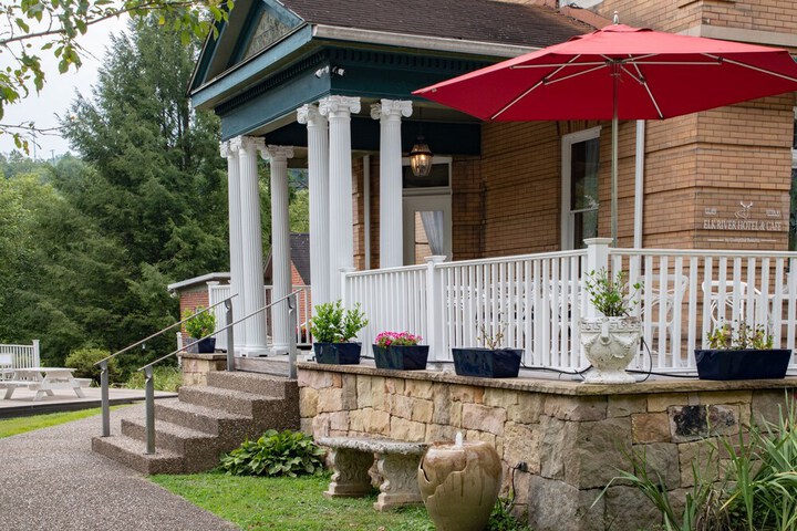 Elk River Hotel