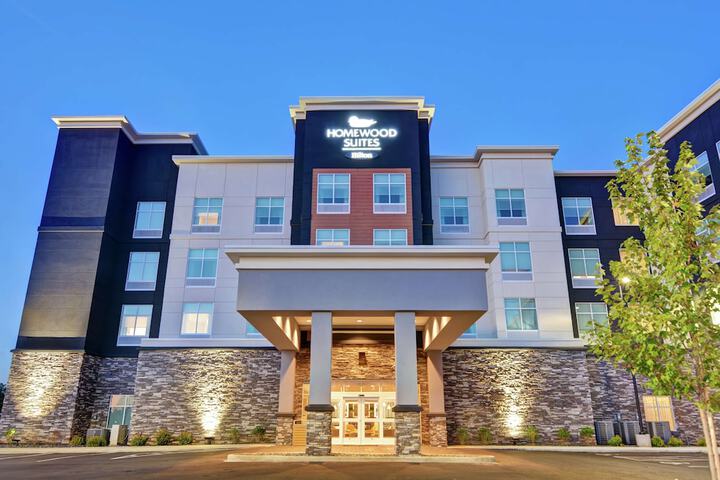 Hotel 5 of 40