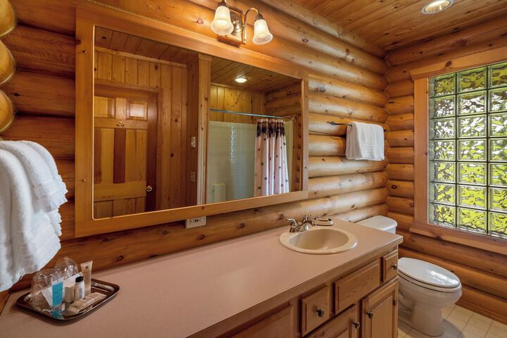 El Western Cabins & Lodges