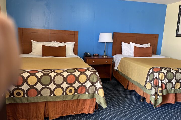 Room 40 of 43