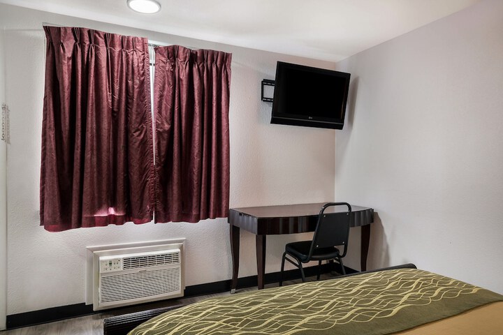 Room 22 of 63
