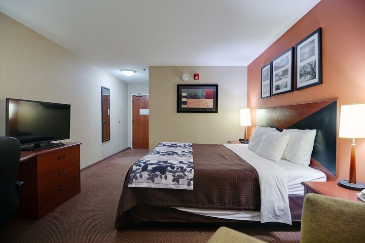 Sleep Inn & Suites Ronks - Lancaster Area