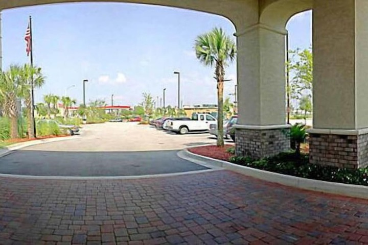 Hotel 3 of 28
