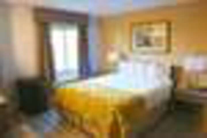 Room 83 of 124