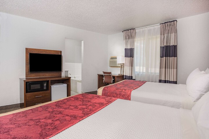 Ramada by Wyndham Keystone Near Mt. Rushmore