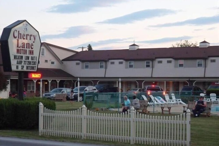 Cherry Lane Motor Inn