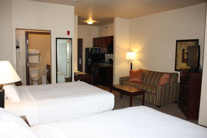 Room 53 of 65