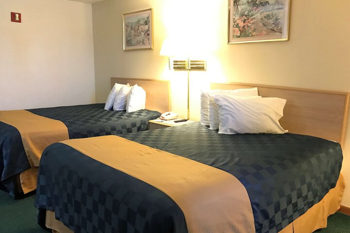 Room 6 of 22