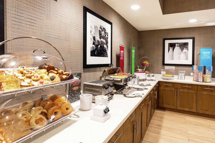 Breakfast/Coffee Service 85 of 87
