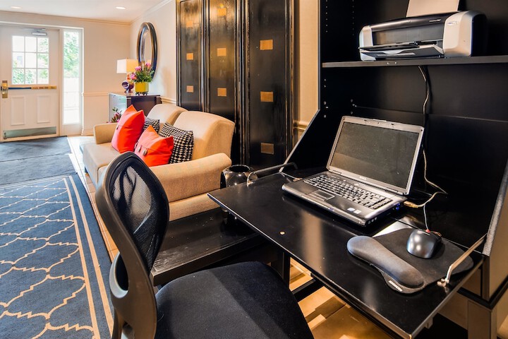 Best Western Colonel Butler Inn