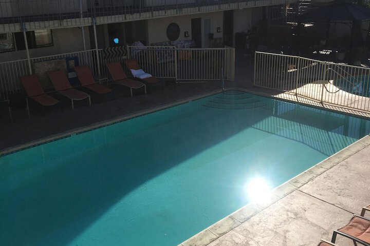 Pool 5 of 38
