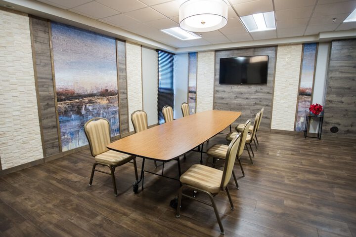 Holiday Inn Newark International Airport by IHG
