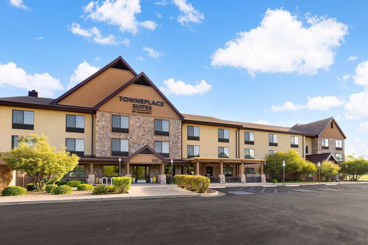 Hotel 2 of 49