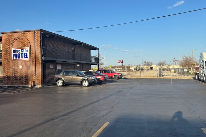 Bluestar Motel
