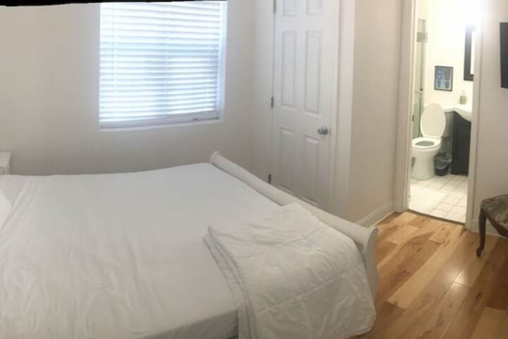 Room 31 of 35