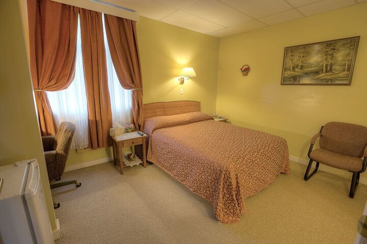 Room 6 of 30