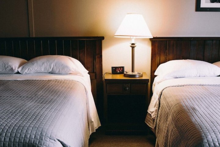 Room 10 of 20