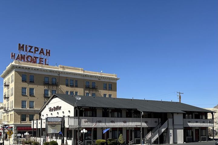 Hotel 4 of 23