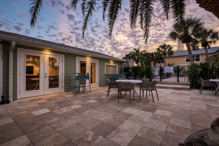 Escape Coastal Resort on Casey Key