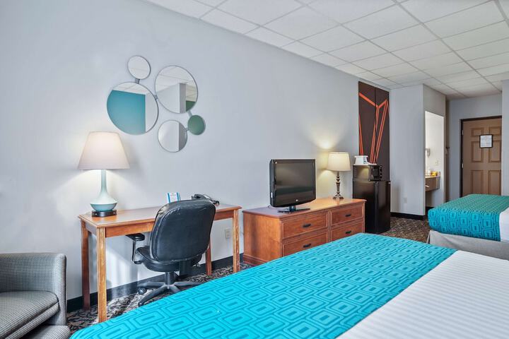 Room 11 of 47