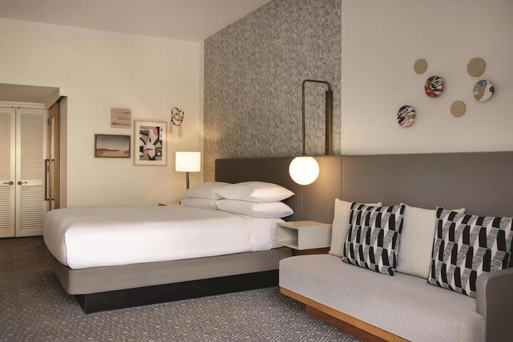 Hilton Scottsdale Resort & Villas