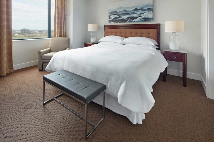 Room 28 of 117
