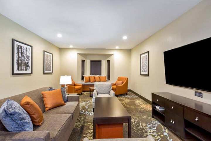 Staybridge Suites College Station by IHG