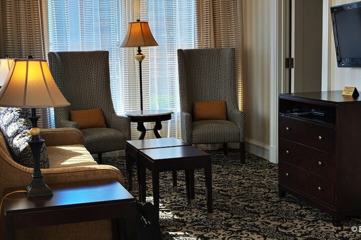 Room 60 of 82