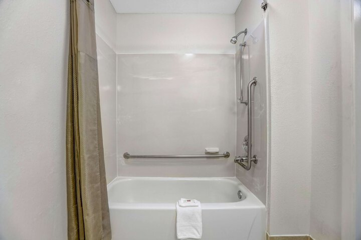 Motel 6 Raleigh NC - North