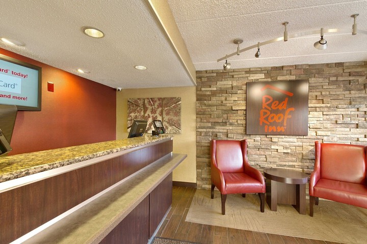 Red Roof Inn Detroit - Roseville / St. Clair Shores