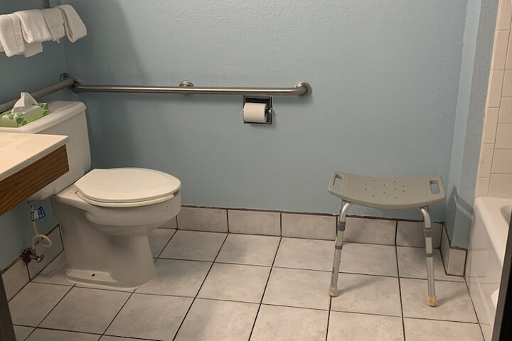 Room 14 of 24