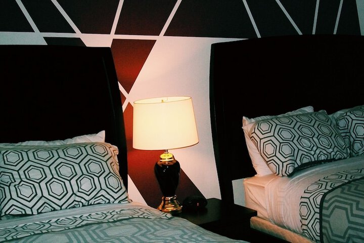 Room 24 of 57