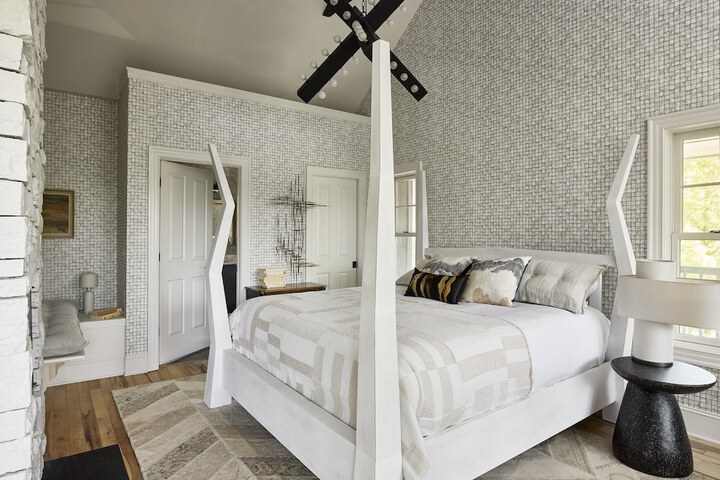 Room 12 of 48