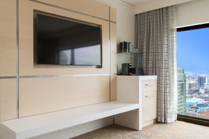 Chicago Marriott Downtown Magnificent Mile