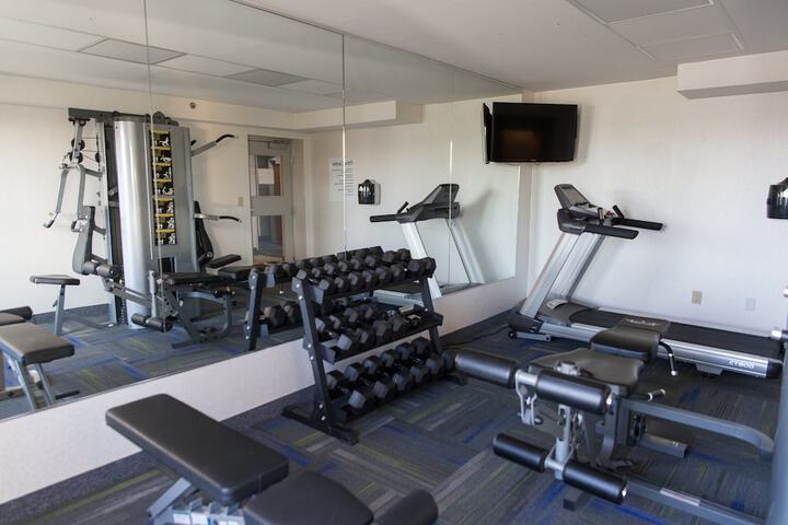 Holiday Inn Express & Suites Brampton by IHG