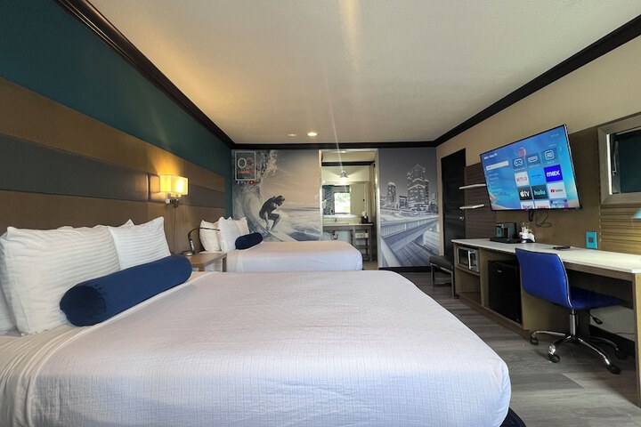 Room 16 of 27