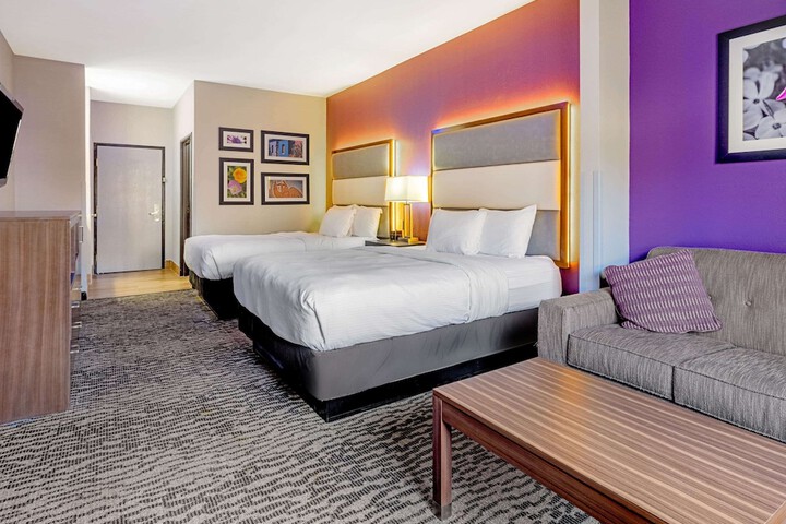 Room 42 of 55