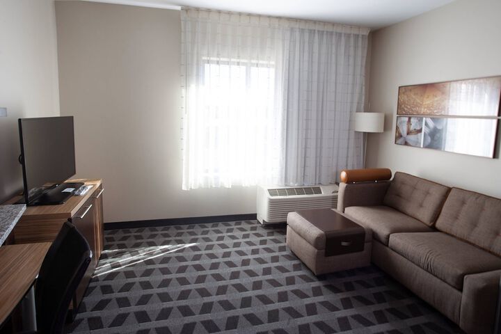Room 19 of 41