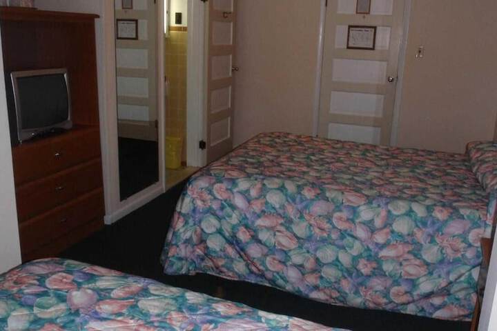 Room 50 of 167